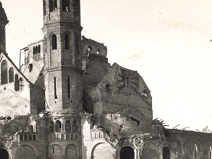 Zerstörte Basilika St. Aposteln 1946