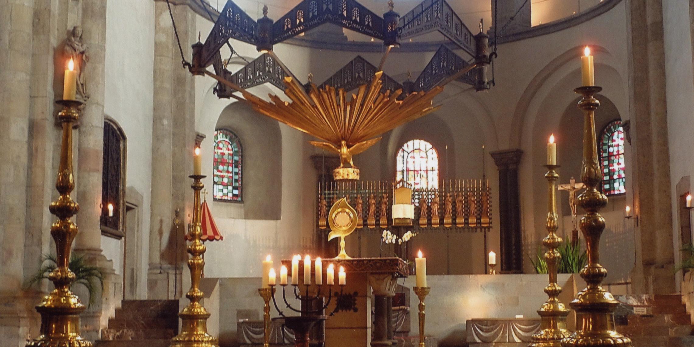 Altarraum_für_Eucharistische_Anbetung