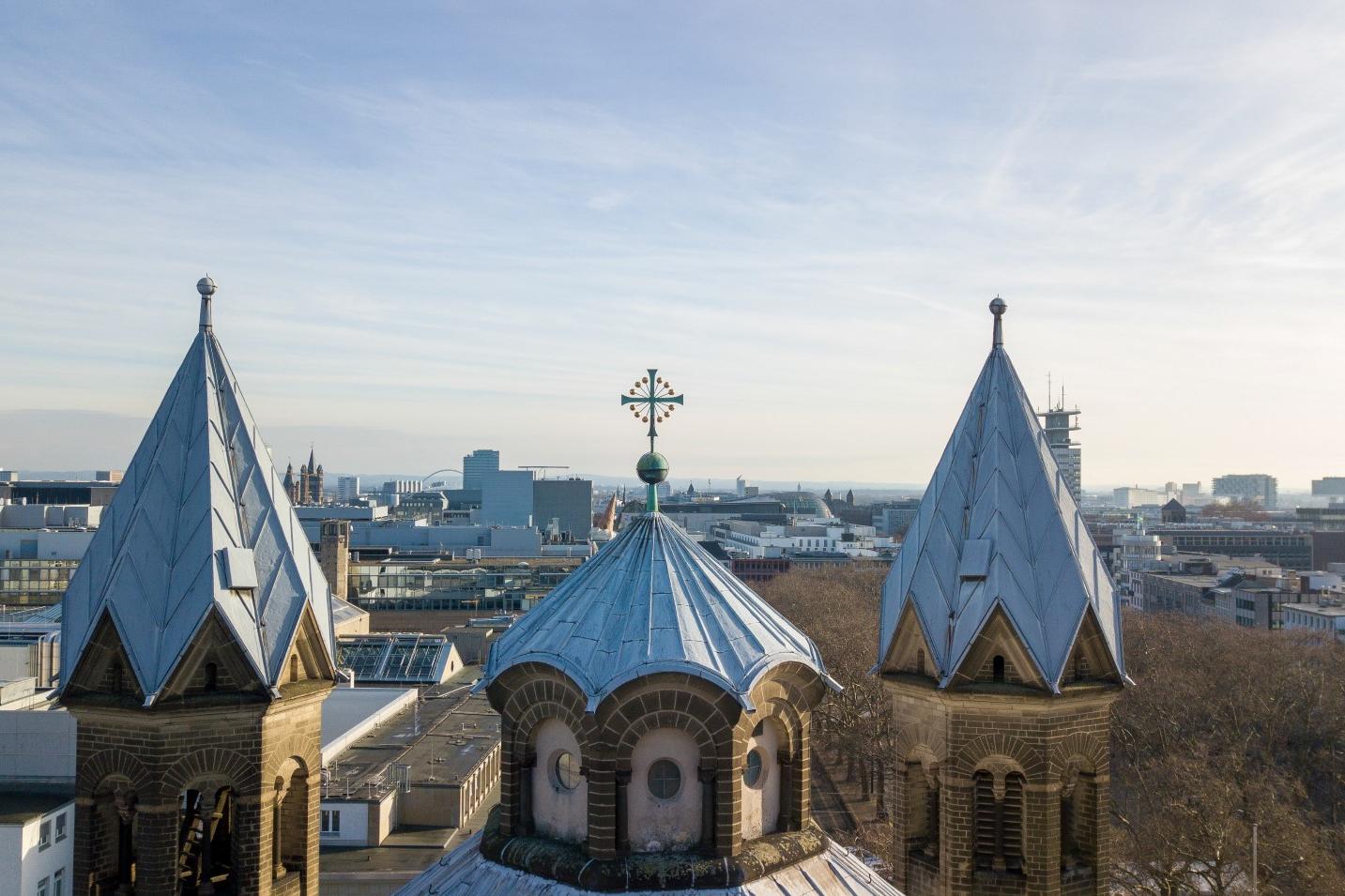 apostelnaußenhimmel2